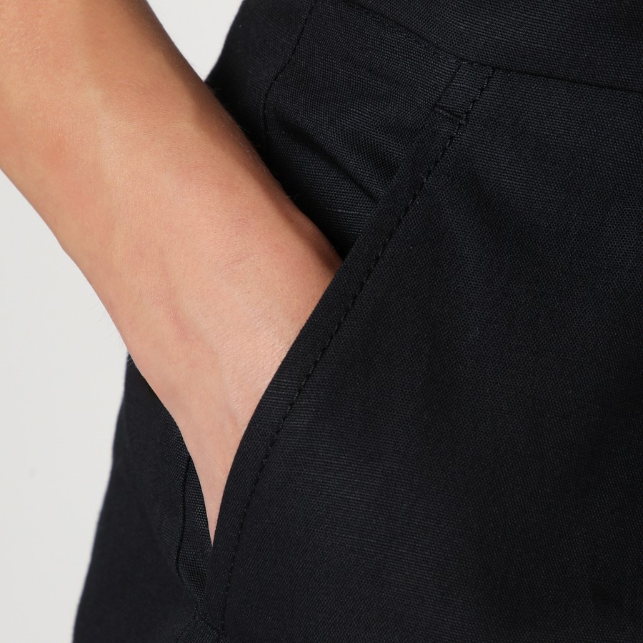 ショートパンツ Weekend Max Mara Black Bermuda shorts in cotton and linen Cotton and linen flared Bermuda shorts, black | Weekend Max Mara