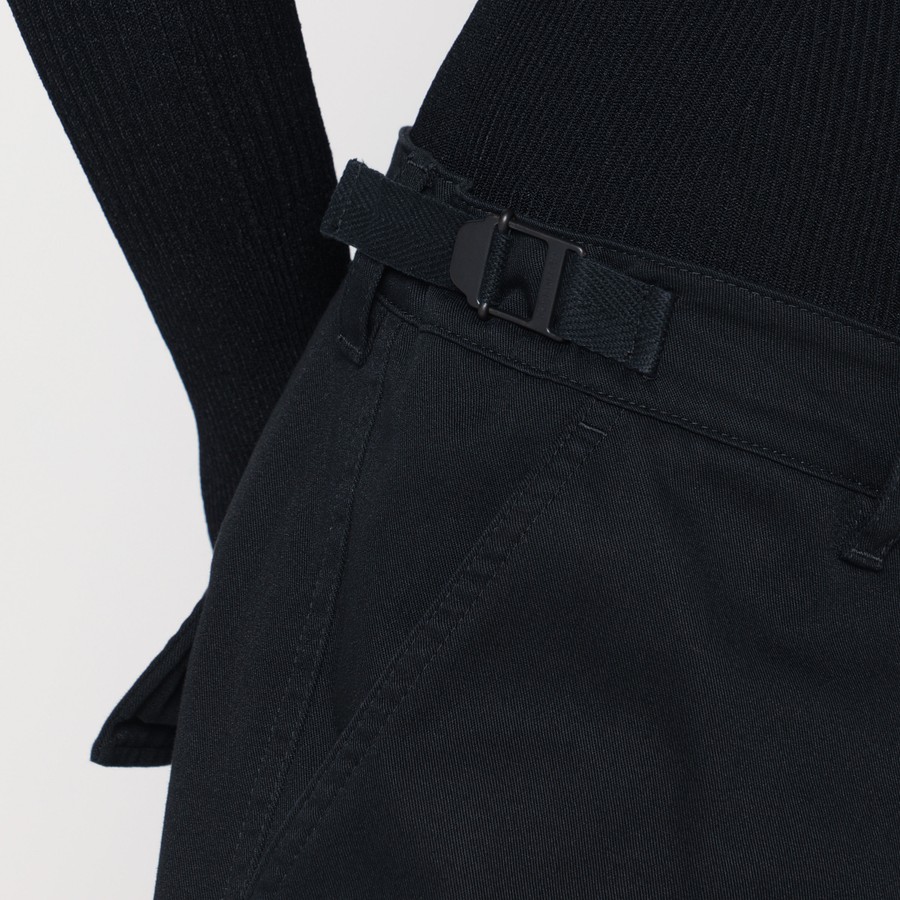 パンツ BALENCIAGA Woman Pants Black 814567TRP09 1000 Balenciaga Black cargo pants in cotton blend | TheDoubleF
