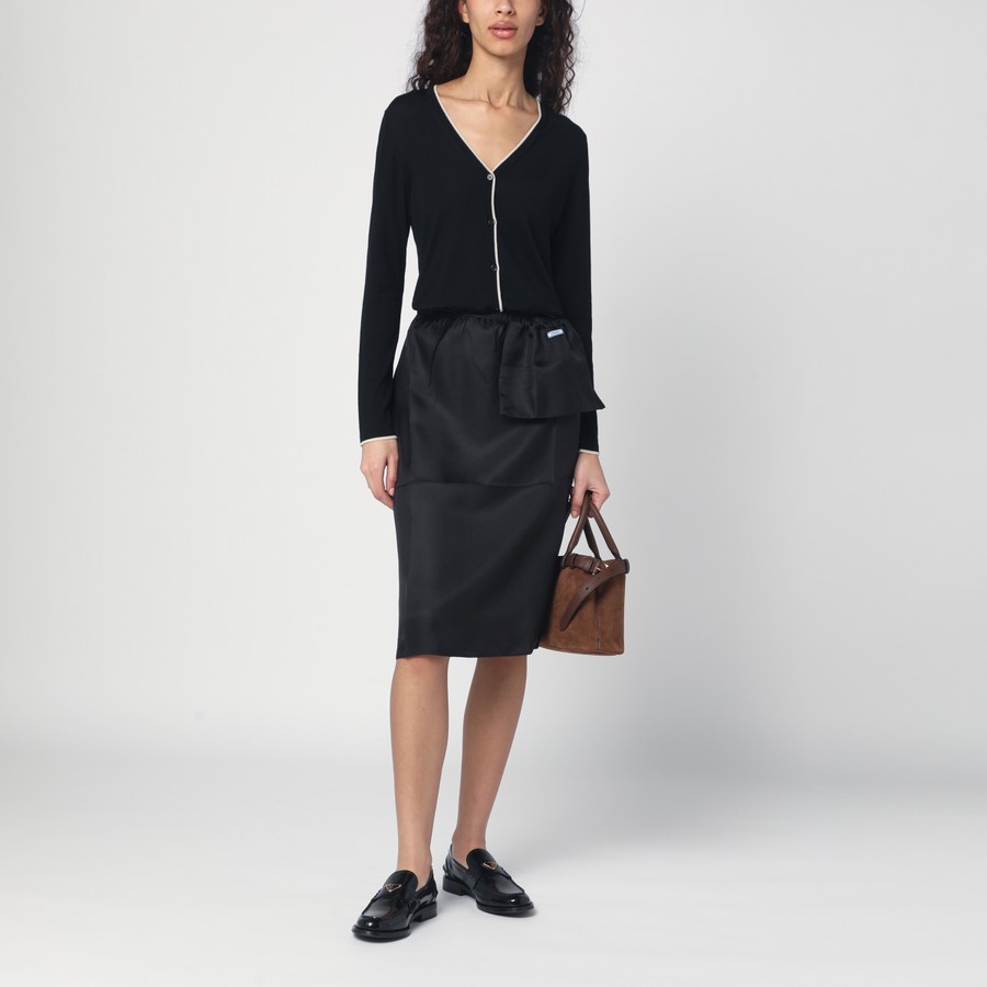 スカート Prada Black midi skirt in silk with Pouch Prada Black midi skirt in silk with Pouch | TheDoubleF