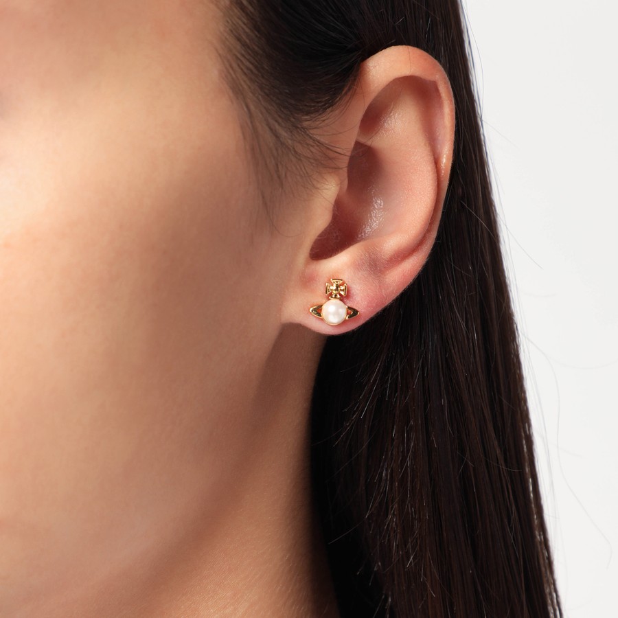 ピアス VIVIENNE WESTWOOD GOLD BALBINA EARRINGS WITH PEARL Vivienne Westwood Gold Balbina earrings with pearl | TheDoubleF