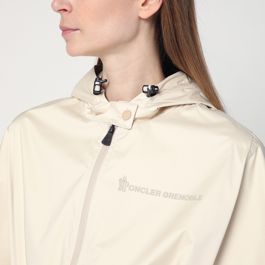 Moncler Grenoble Vorassy ivory cape in nylon | TheDoubleF