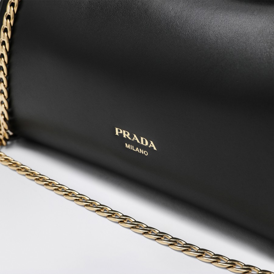 ショルダーバッグ・ポシェット PRADA SMALL BLACK NAPPA TUMULT BAG Prada Small black Nappa tumult bag | TheDoubleF