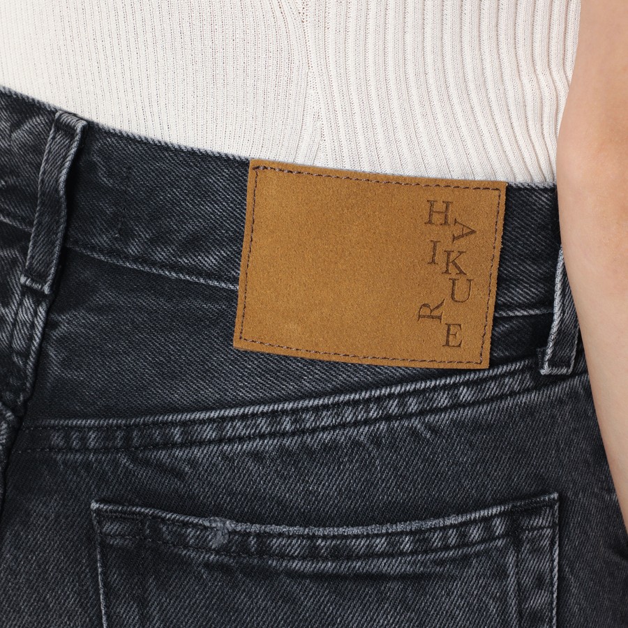ボトムスその他 HAIKURE Flora black washed jeans 24052012_54168783_600.jpg