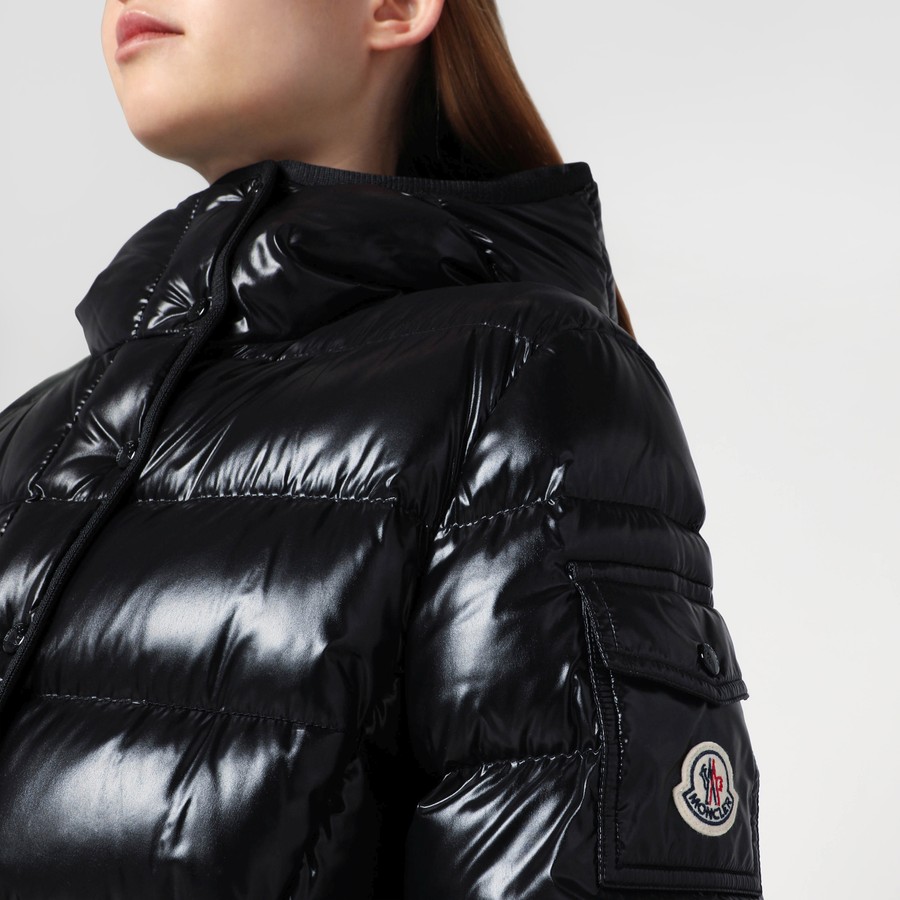 【関税&送料込】Moncler Black Down Jacket In Lacquered Nylon Moncler Black down jacket in lacquered nylon | VAZLUXE.COM