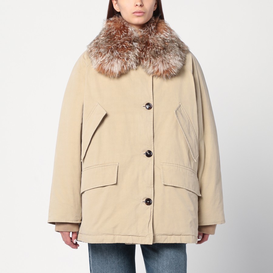Rope-coloured puffer jacket with fur collar