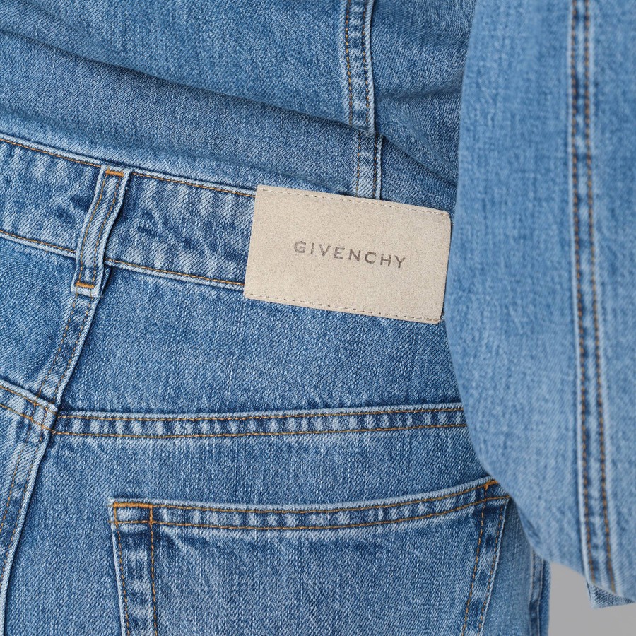 デニム・ジーパン GIVENCHY LIGHT BLUE DENIM JUMPSUIT Givenchy Light blue denim jumpsuit | TheDoubleF