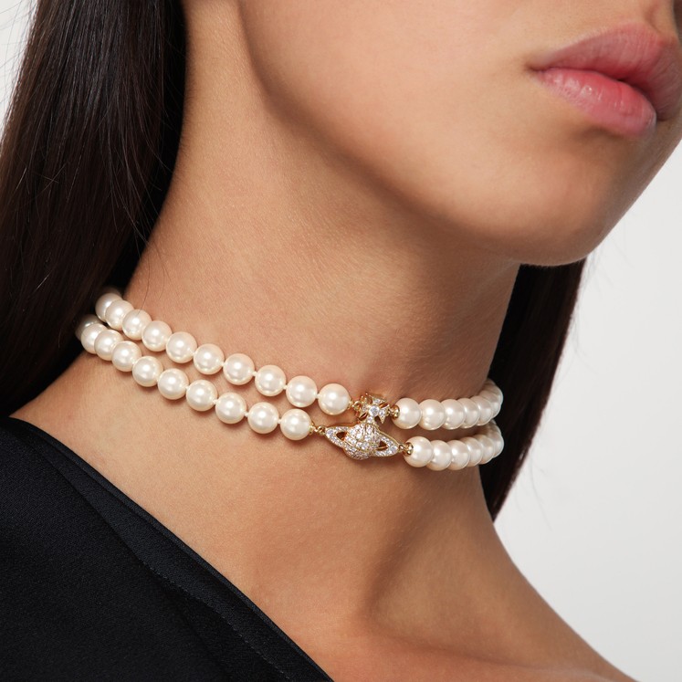 【関税&送料込】Vivienne Westwood Kitty Pearl Necklace With Vivienne Westwood Kitty Pearl Necklace | Jules B