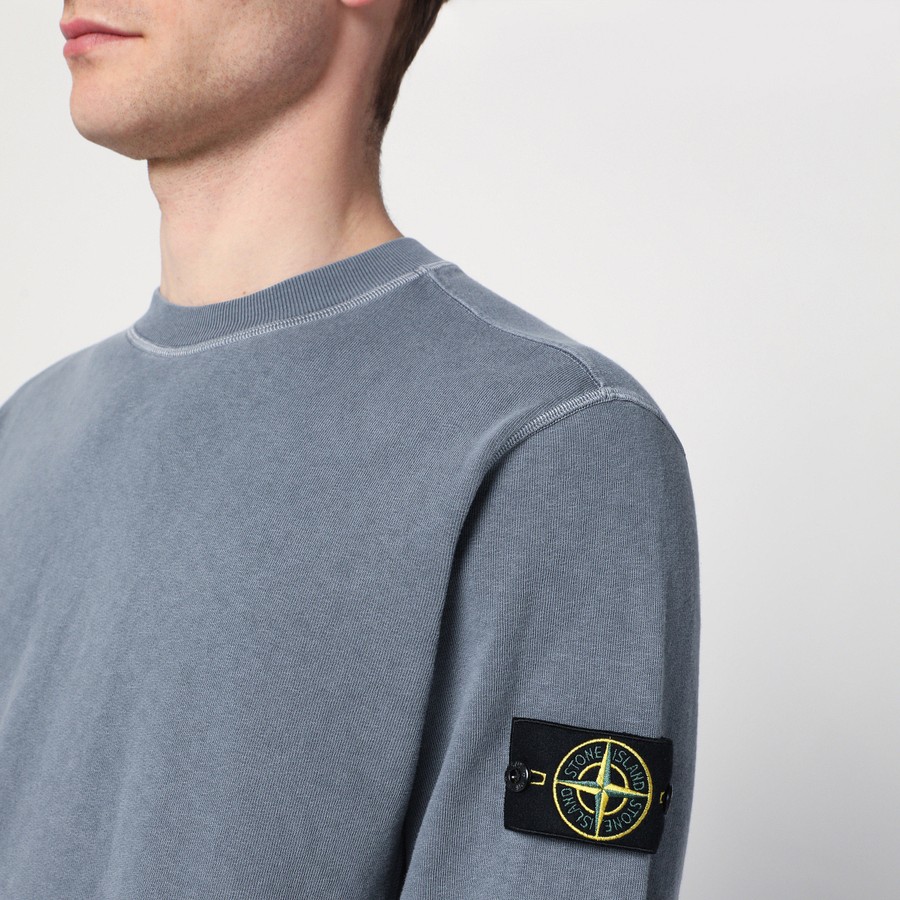 [STONE ]★Crewneck Sweatshirt with Pockets★Avio Blue Stone Island Avio blue cotton sweatshirt | TheDoubleF