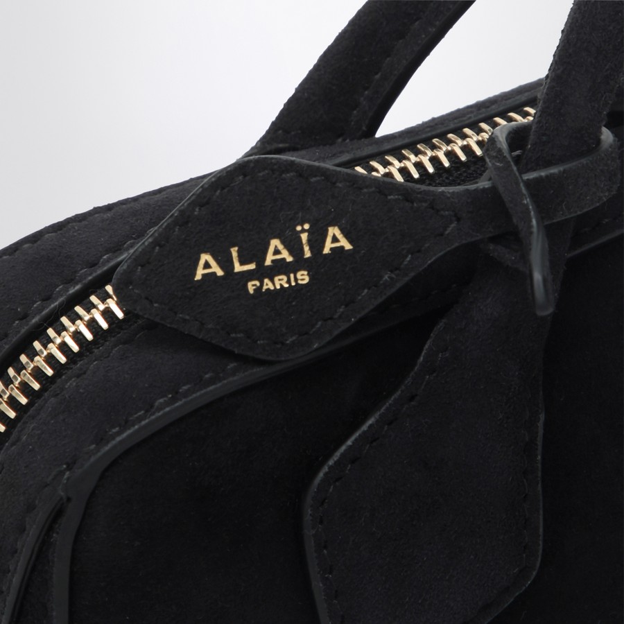 クラッチバッグ ALAIA FW25 TECKEL CLUTCH SUEDE (AA1S06026CA328 999) Alaïa Le Teckel clutch black in suede | TheDoubleF