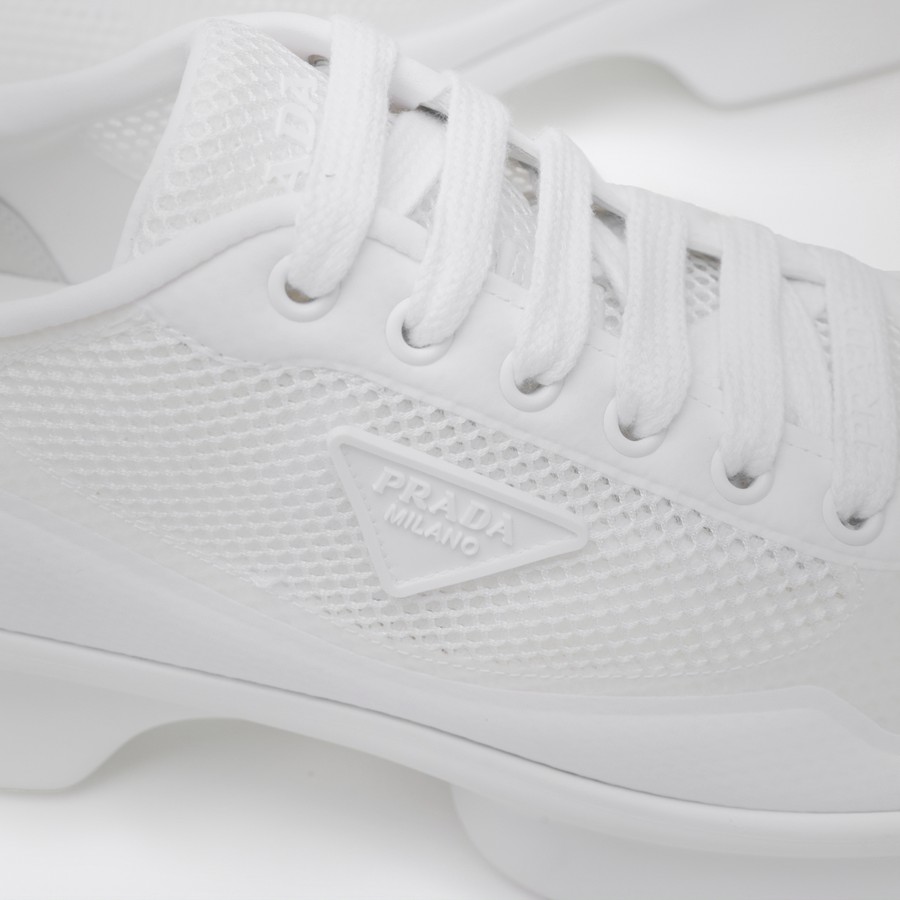 スニーカー PRADA WHITE FABRIC AND MESH LOW-TOP SNEAKER Prada White fabric and mesh low-top sneaker | TheDoubleF