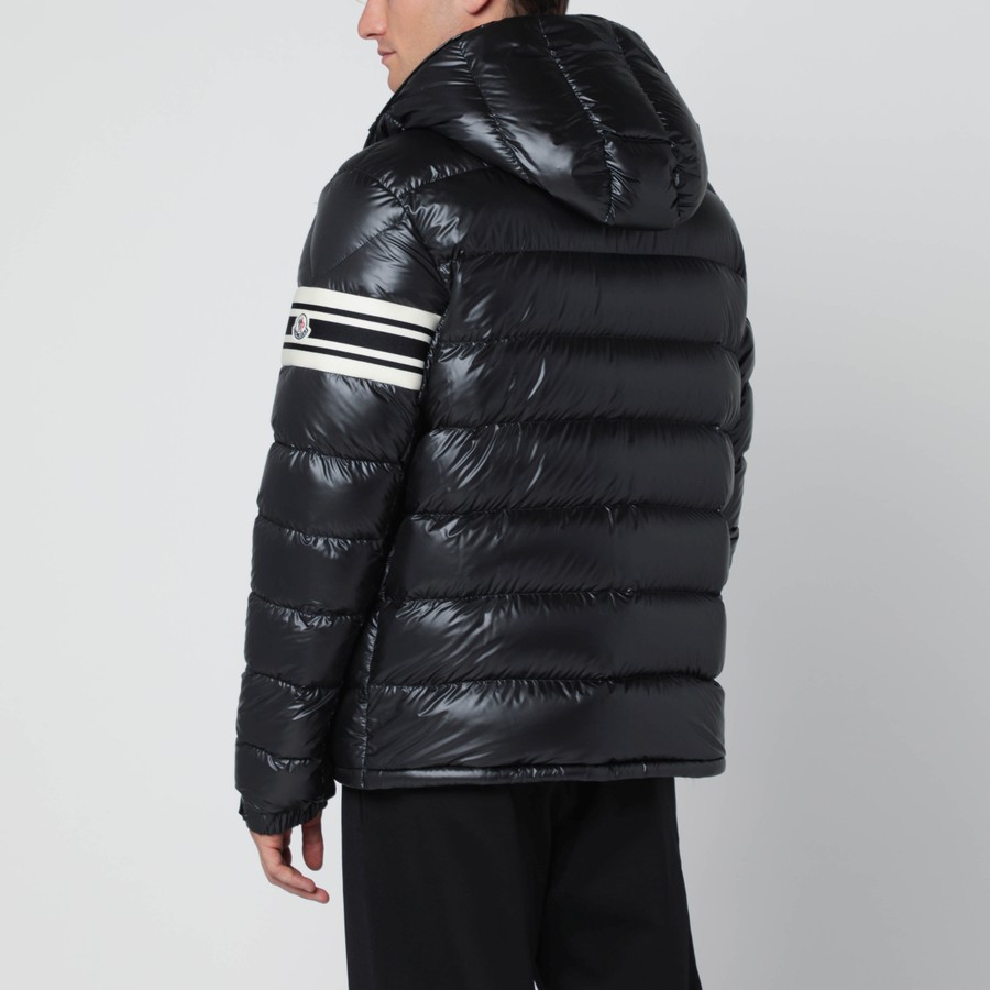 【ほぼ未使用】MONCLERモンクレール　GENIUS　HELFFRICH　黒4 ほぼ未使用】MONCLERモンクレール GENIUS HELFFRICH 黒4 MONCLER