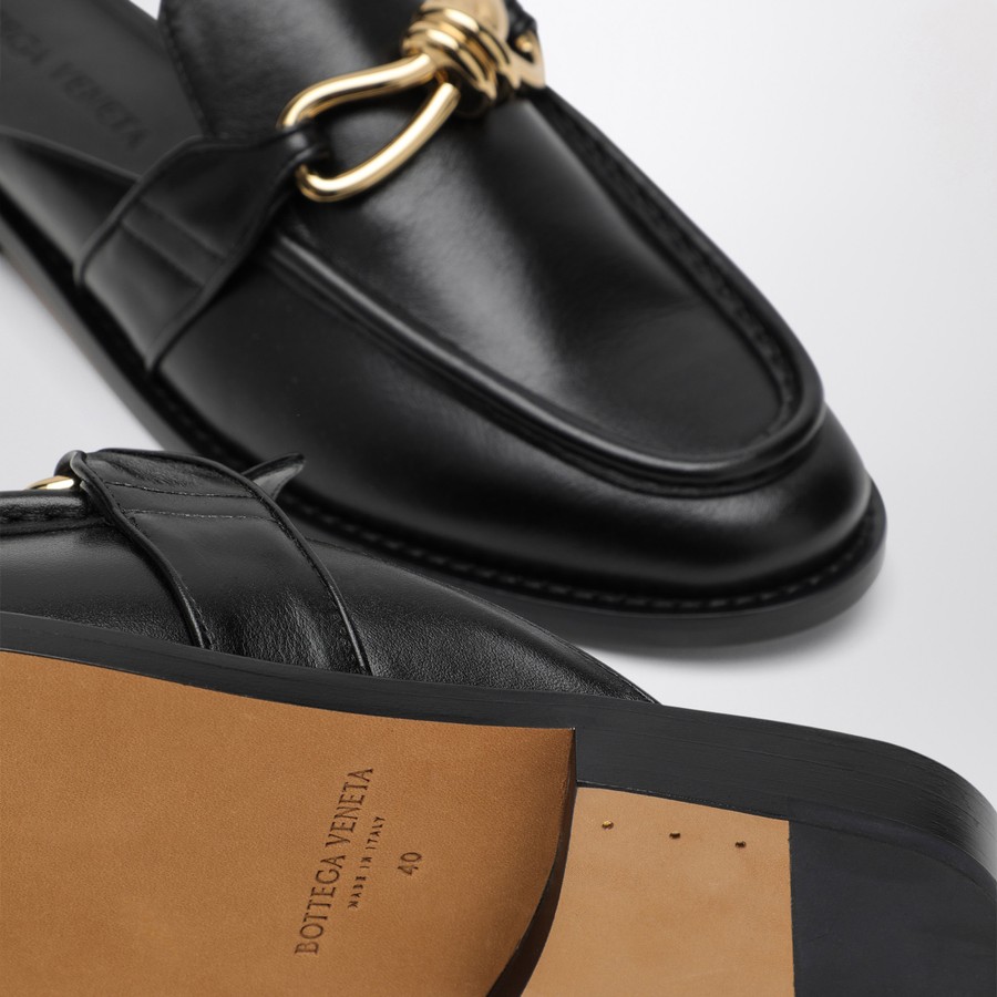 サンダル・ミュール Bottega Veneta Black Leather Astaire Slippers BOTTEGA VENETA Astaire embellished leather slippers | NET-A