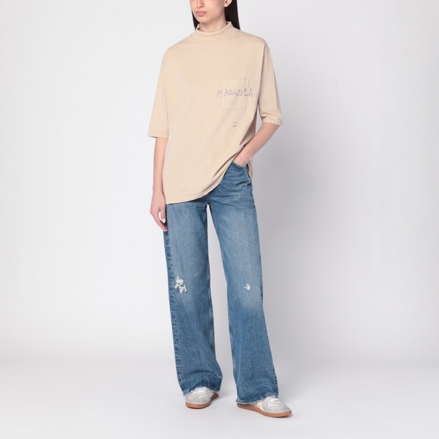 Maison Margiela Blush beige t-shirt with graffiti logo