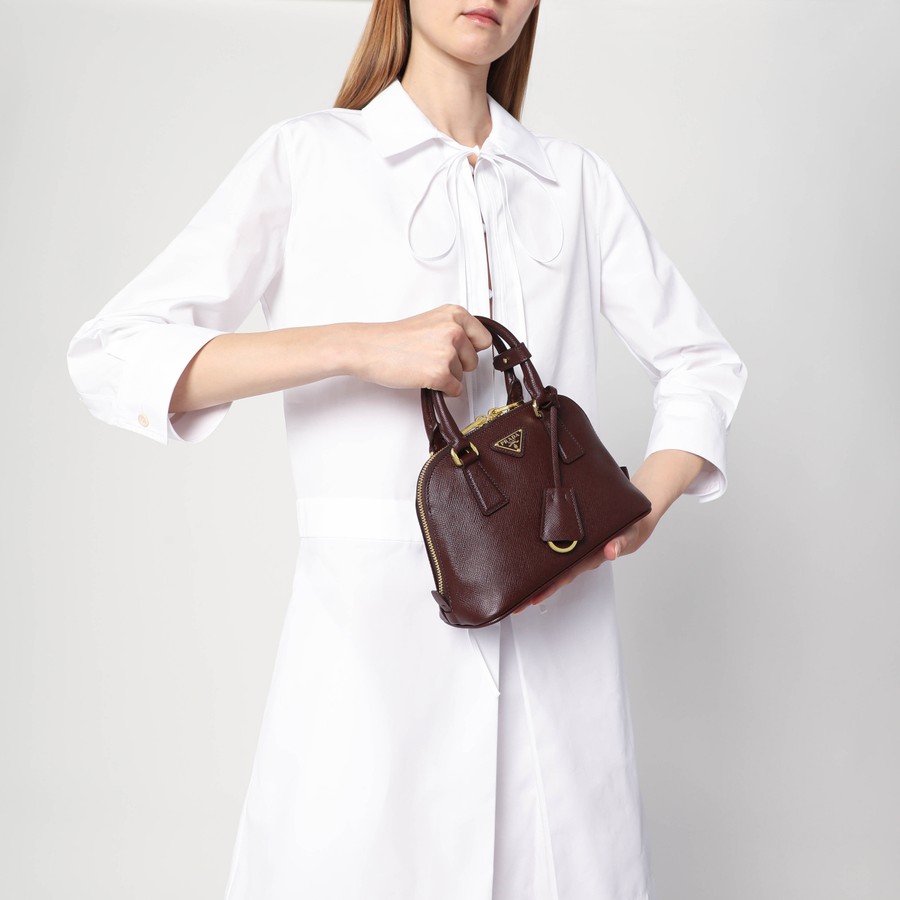 ショルダーバッグ・ポシェット PRADA BORDEAUX PROMENADE BAG IN SAFFIANO Prada Bordeaux Promenade bag in Saffiano | TheDoubleF