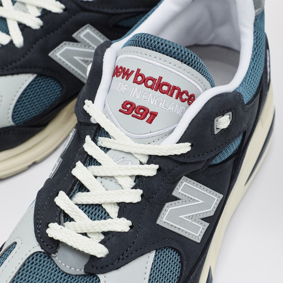 スニーカー NEW BALANCE Men Sneakers U991VN2LE NO BLUE New Balance Navy blue/white sneaker Made in UK 991v2