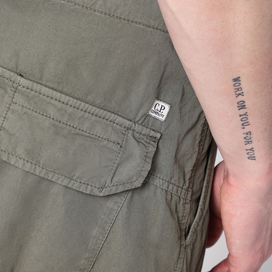 C.P. Company Military green cargo pants in cotton | TheDoubleF