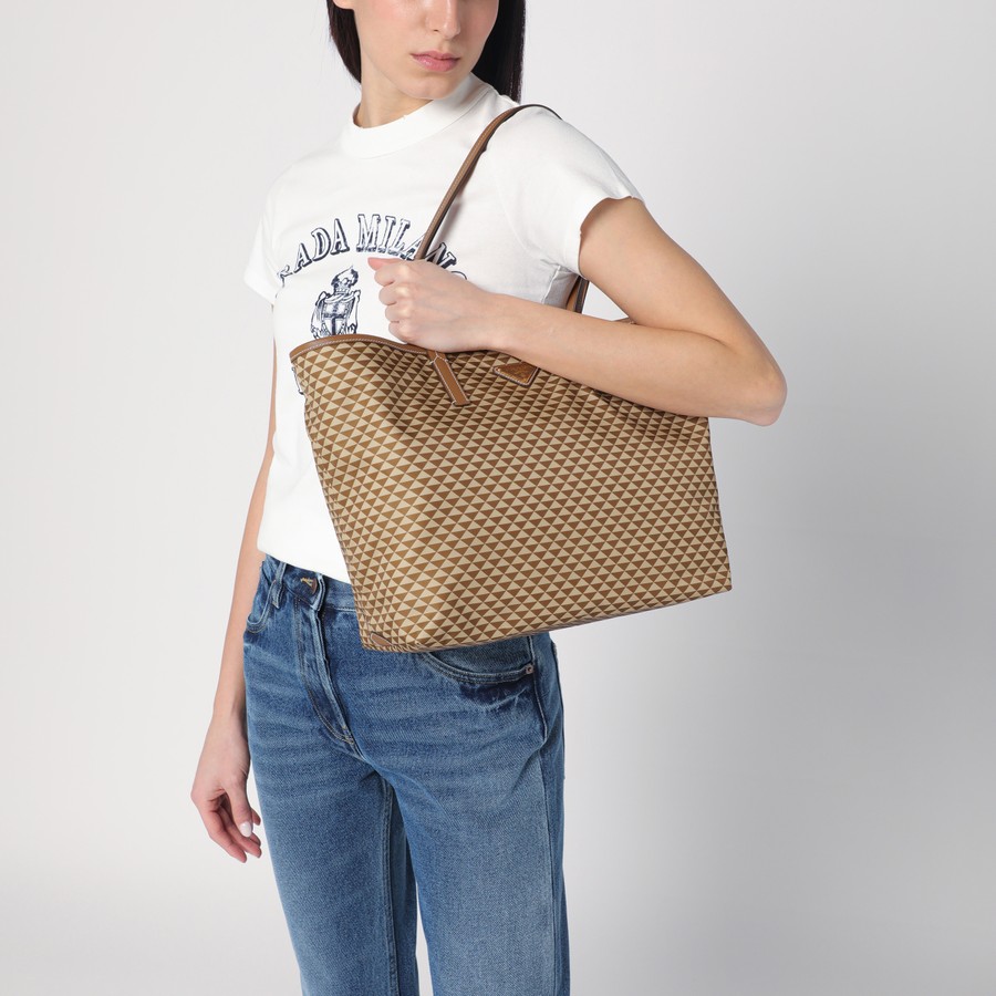 PRADA Caramel-coloured bag in printed Re-Nylon【関税送料込】 Prada Caramel-coloured bag in printed Re-Nylon | TheDoubleF