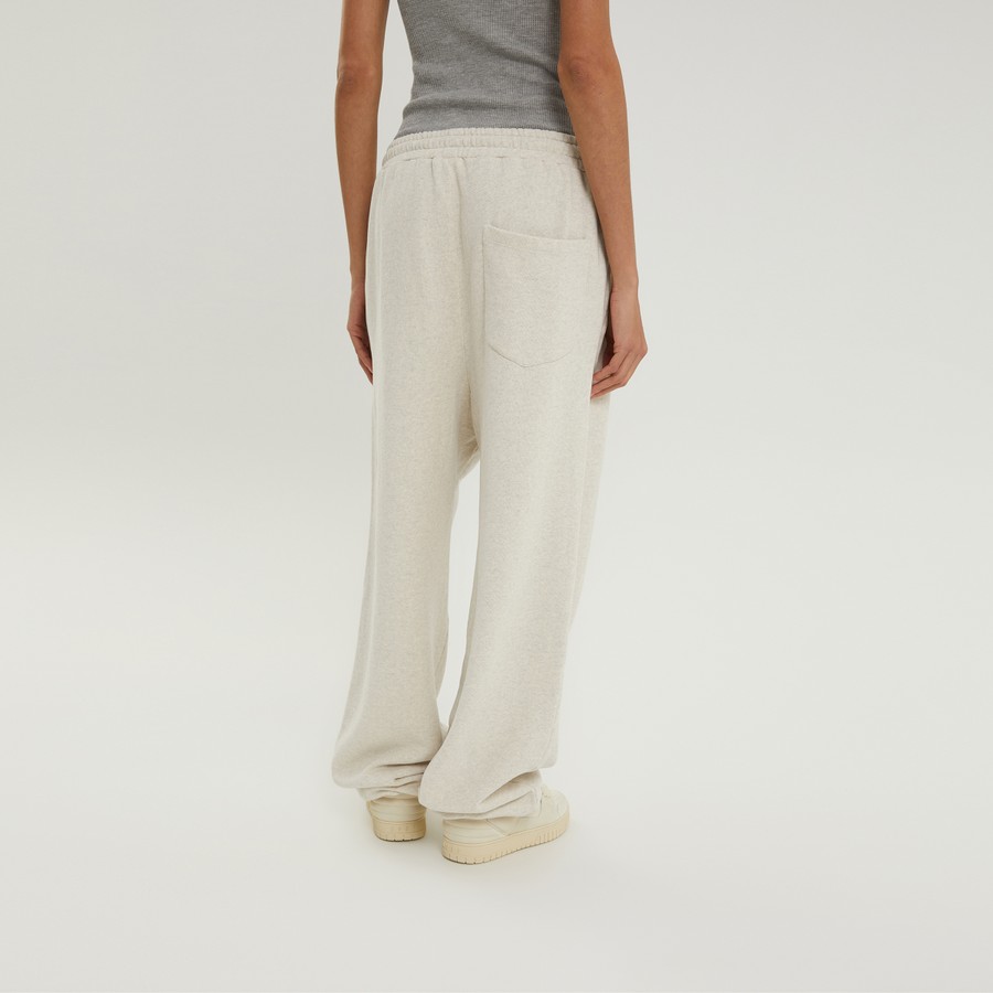 1989 STUDIO JP sweatpants Light Cream | TheDoubleF