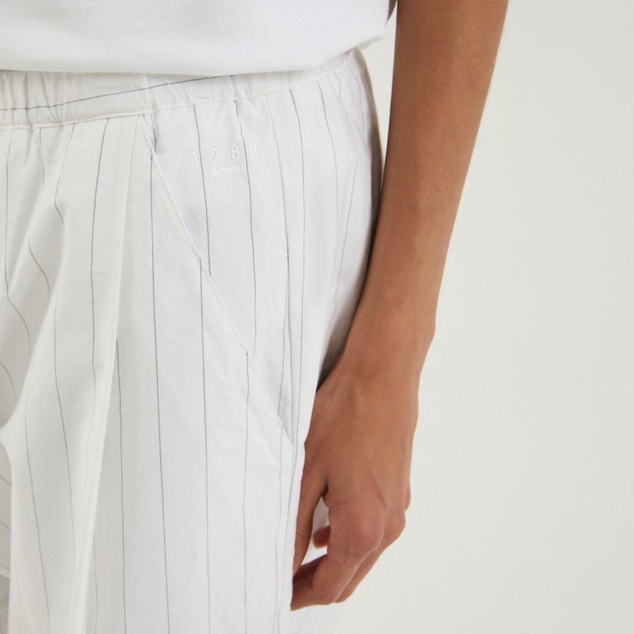 ボトムスその他 1989 STUDIO White striped boxy pants 1989 STUDIO White striped boxy pants | TheDoubleF