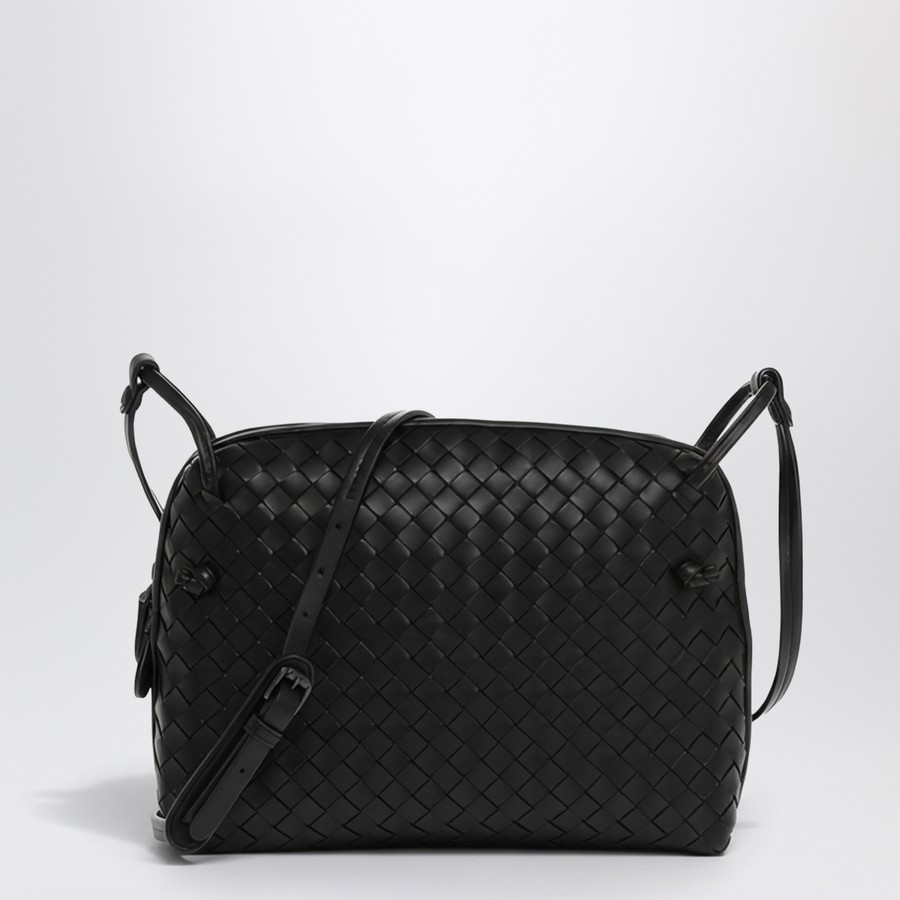 BOTTEGA VENETA ブラック ショルダーバッグ Bottega Veneta Black Intrecciato Mini Loop camera bag | TheDoubleF