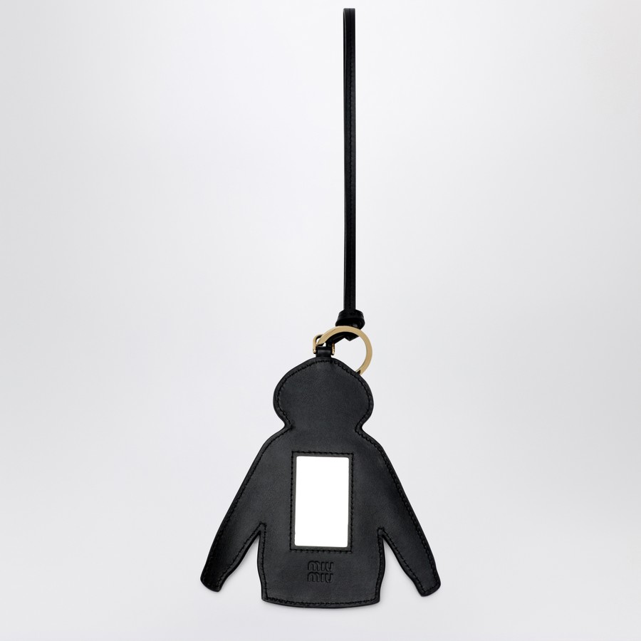 miu miu 星形チャーム 黒 miu miu 星形チャーム 黒 miu miu 星形