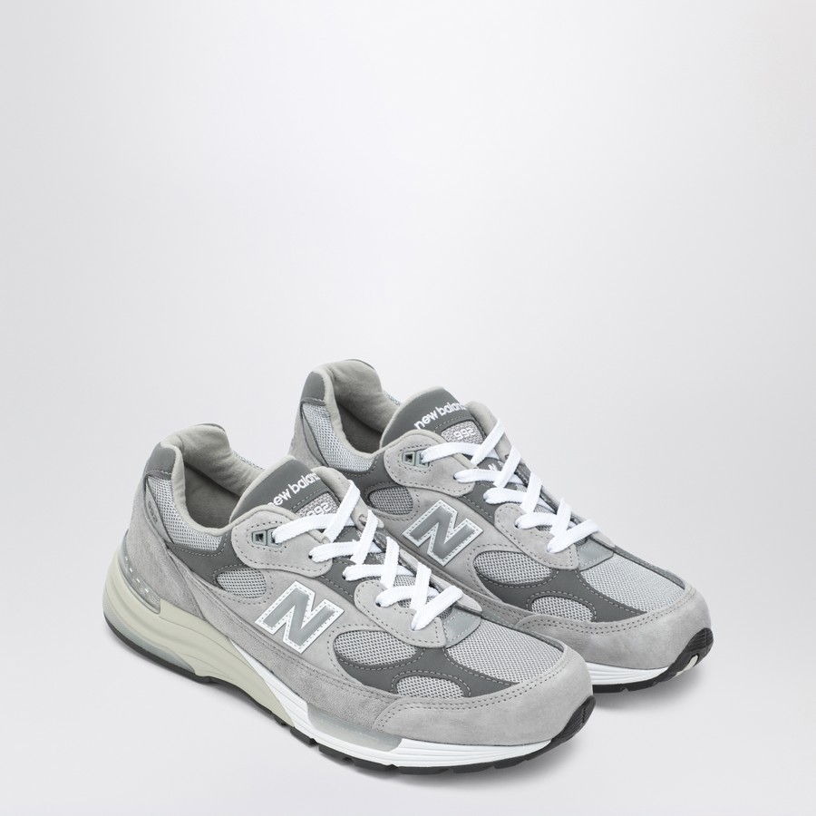 スニーカー New Balance U992GB Sneaker - Made in USA New Balance U992GB Sneaker - Made in USA White | END. (US)