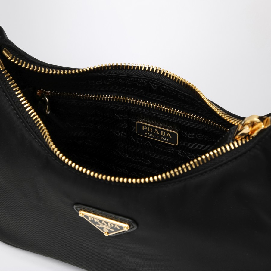 ハンドバッグ PRADA BLACK RE-EDITION 2005 HANDBAG Prada Black Re-Edition 2005 handbag | TheDoubleF