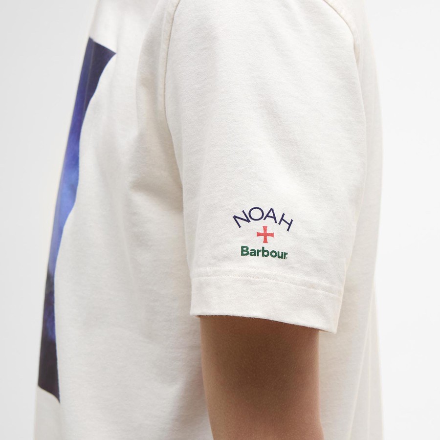 Tシャツ・カットソー BARBOUR Men T Shirts MTS1448MTS White Barbour Archive T-shirt white Barbour x NOAH | TheDoubleF