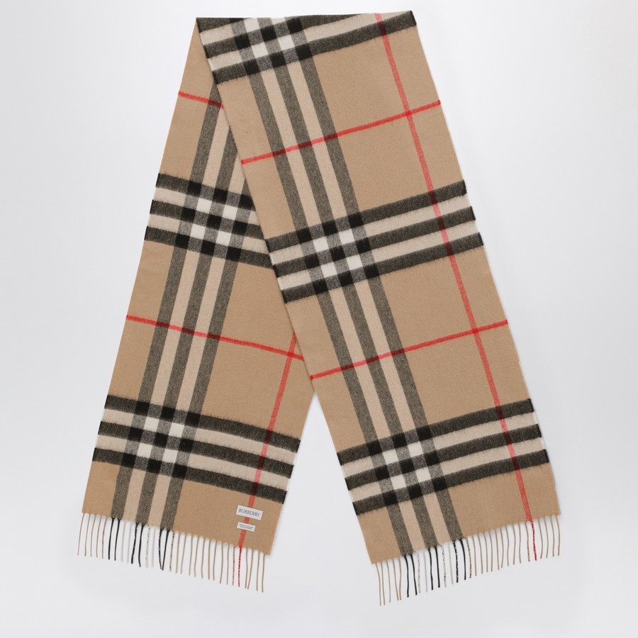 Burberry Cashmere scarf with Check motif | TheDoubleF