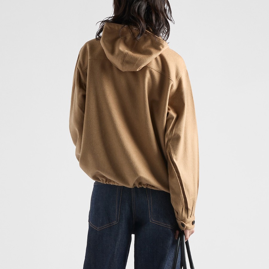 PRADA プラダ キャメルヘア アノラック アウター P551OQ Prada Lightweight jacket with hood in camel | TheDoubleF