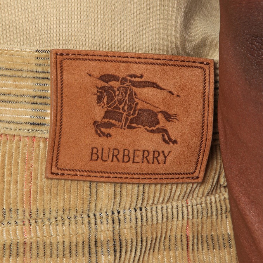 【関税&送料込】Burberry Sand-Coloured Check Corduroy Trouse Burberry Sand-coloured check corduroy trousers – Lord & Taylor