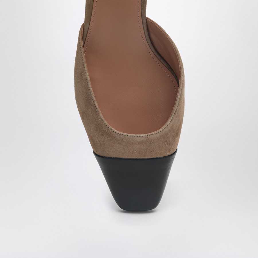 シューズ・サンダルその他 Aquazzura Pumps French Flirt 35 in beige and black French Flirt Pump 35 BEIGE Aquazzura@ Official