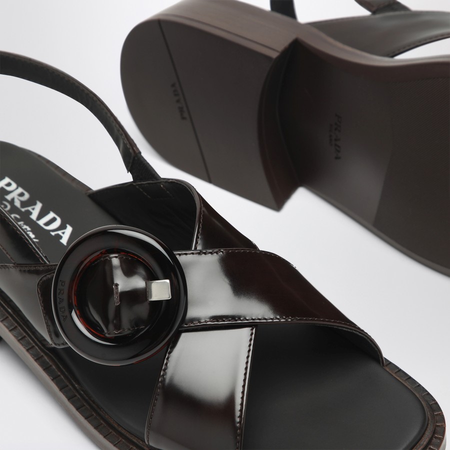 サンダル・ミュール PRADA BRUSHED LEATHER SANDALS WITH A BURNT COLOR BUCKLE Prada Brushed leather sandals with a burnt color buckle