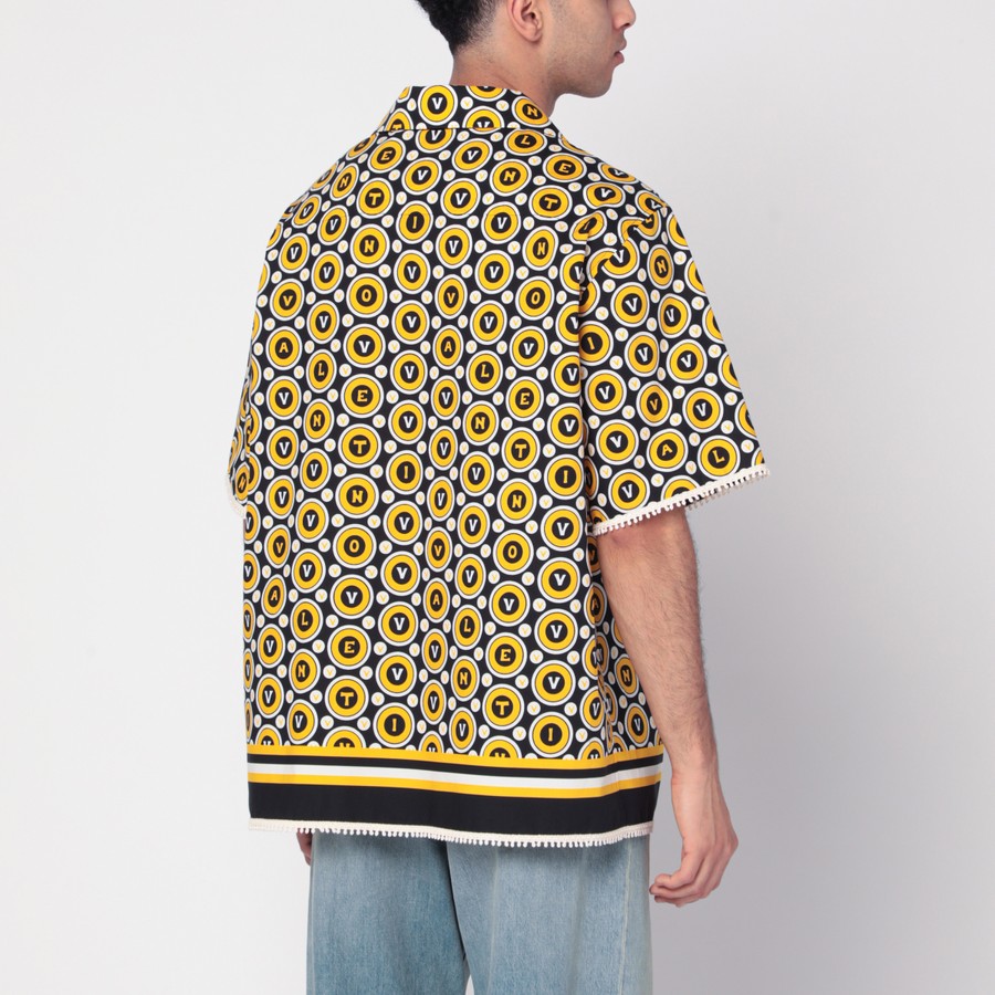 Tシャツ・カットソー VALENTINO FW25 Valentino Bowling Shirt (7V3AA111AYQ CLP) Valentino Bowling shirt with Bulles Royales print | TheDoubleF