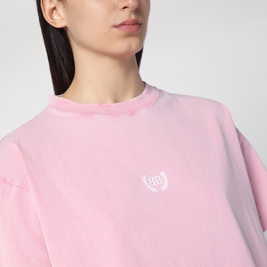 Tシャツ・カットソー BALENCIAGA LAUREL CLASSIC PINK BOXY T-SHIRT Laurel Classic Boxy T-shirt in Baby Pink | Balenciaga US