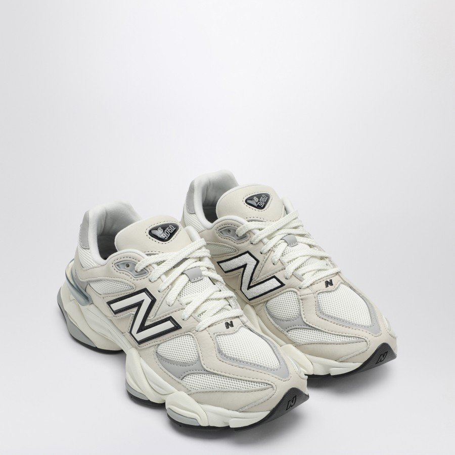 スニーカー NEW BALANCE Men Sneakers U9060ZGFLE SA BEIGE New Balance New Balance 9060 - Men's - Running Shoes