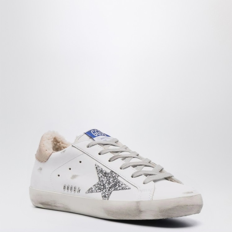 ★Golden ★ Stardan Sneakers White Silver GWF00128F0021 Stardan sneakers with silver metallic leather star and heel tab