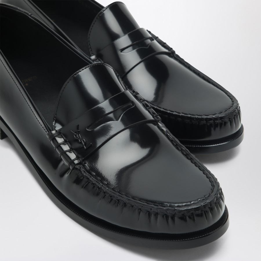 Saint Laurent Mocassino nero in vernice | TheDoubleF