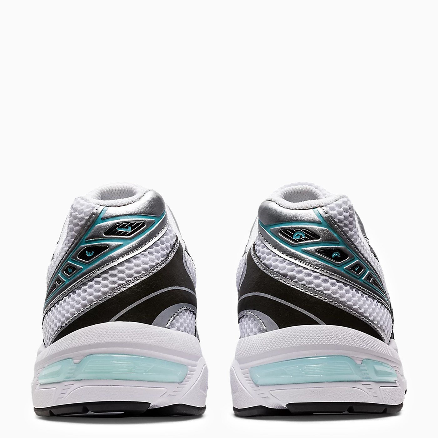 basket asics femme argent