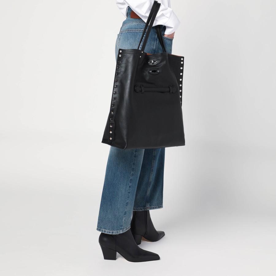 【関税&送料込】Zanellato Medium Tote Bag A Spasso Black In Zanellato Medium tote bag A' Spasso black in leather