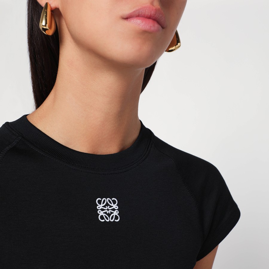 Tシャツ・カットソー LOEWE BLACK COTTON-BLEND T-SHIRT WITH ANAGRAM LOGO Anagram cotton jersey T-shirt in black - Loewe | Mytheresa