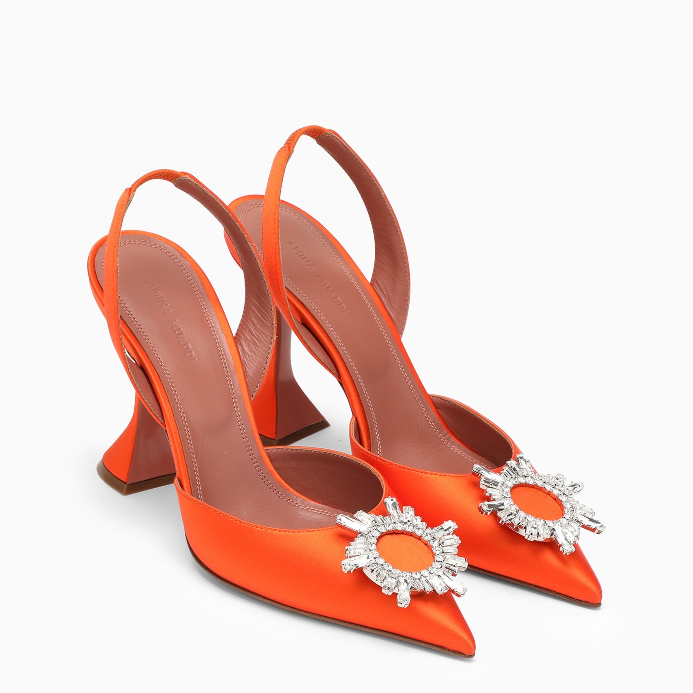 amina muaddi begum sling