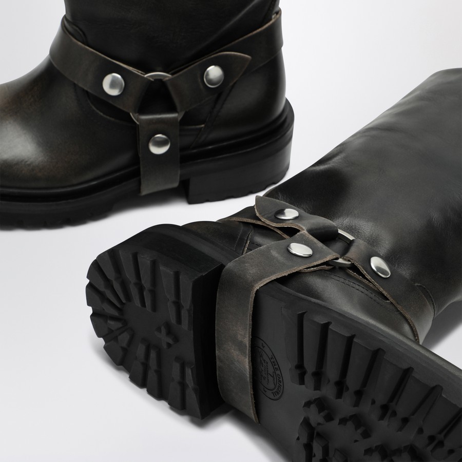 Golden Goose Kurt boots in black leather with buckle