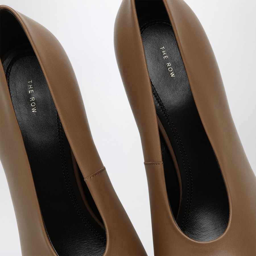 【関税&送料込】The Row Prudens Fawn Coloured Decollete The Row Prudens Fawn coloured décolleté | TheDoubleF