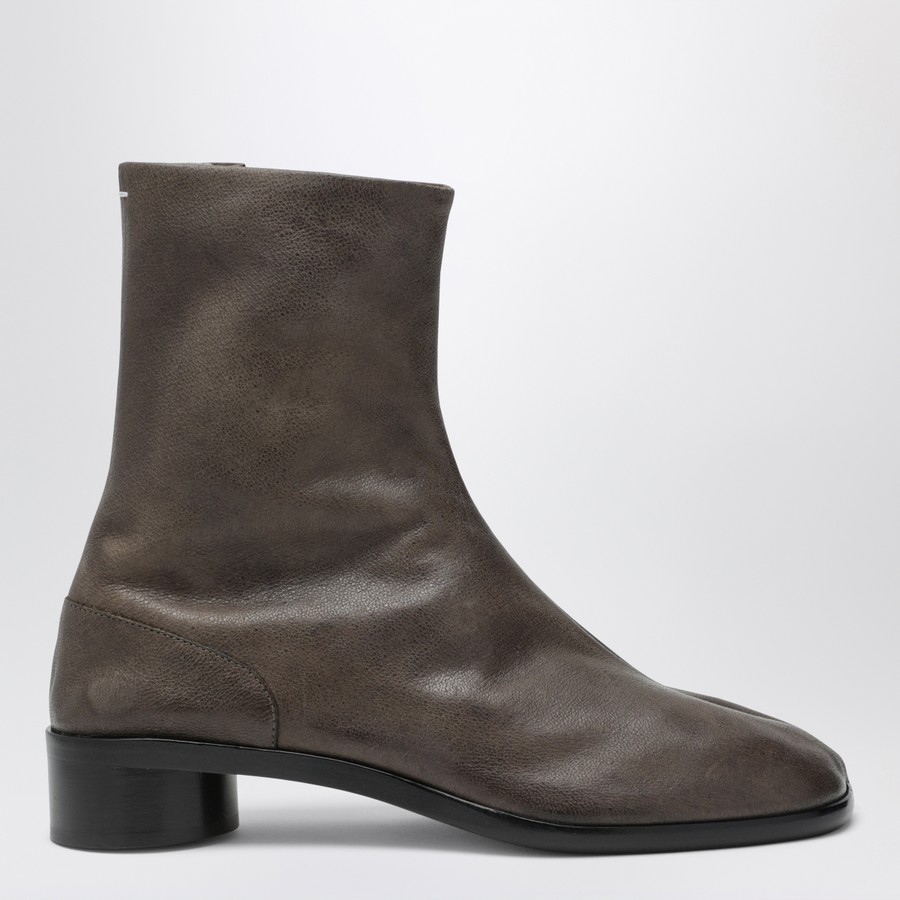 Maison Margiela Tabi ankle boot in brown leather | TheDoubleF