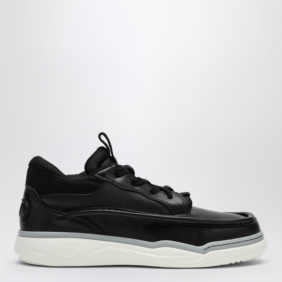 【関税&送料込】Valentino Garavani Runboot Mid-Top Sneakers Valentino Garavani Mid-top Runboot black sneakers | TheDoubleF