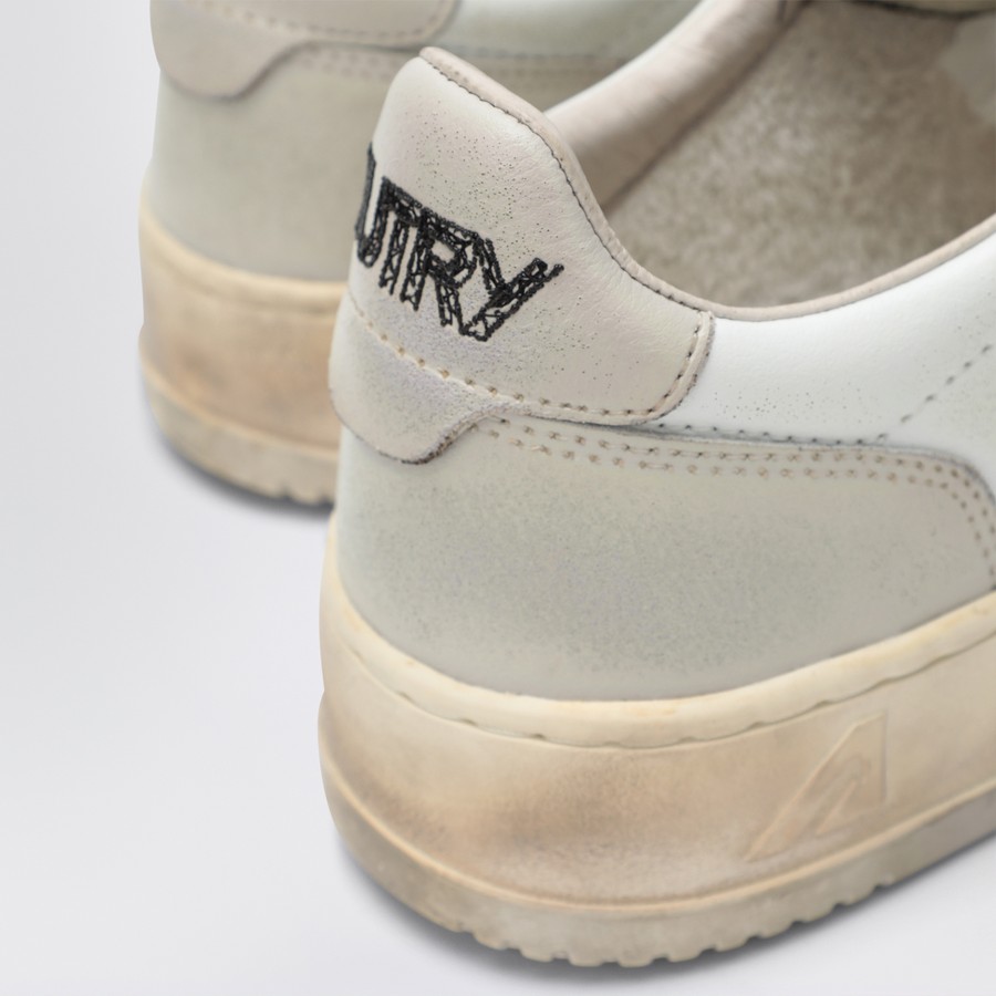 スニーカー AUTRY MEDALIST LOW SUPER VINTAGE SNEAKERS WHITE/BLACK/BEIGE AUTRY Medalist Low Super Vintage sneakers white/black/beige