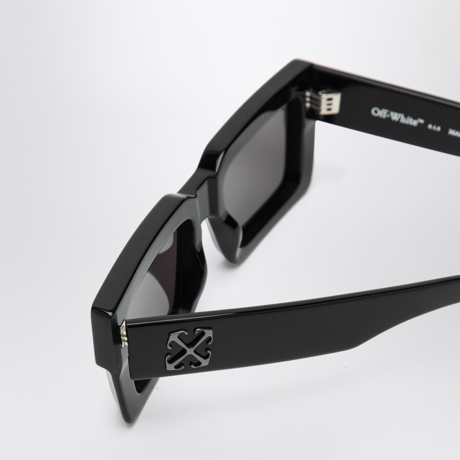 【送料&関税込】Off-White Moberly Sunglasses - Unisex Off-White Moberly Sunglasses 0855 Grey - eye-oo.com