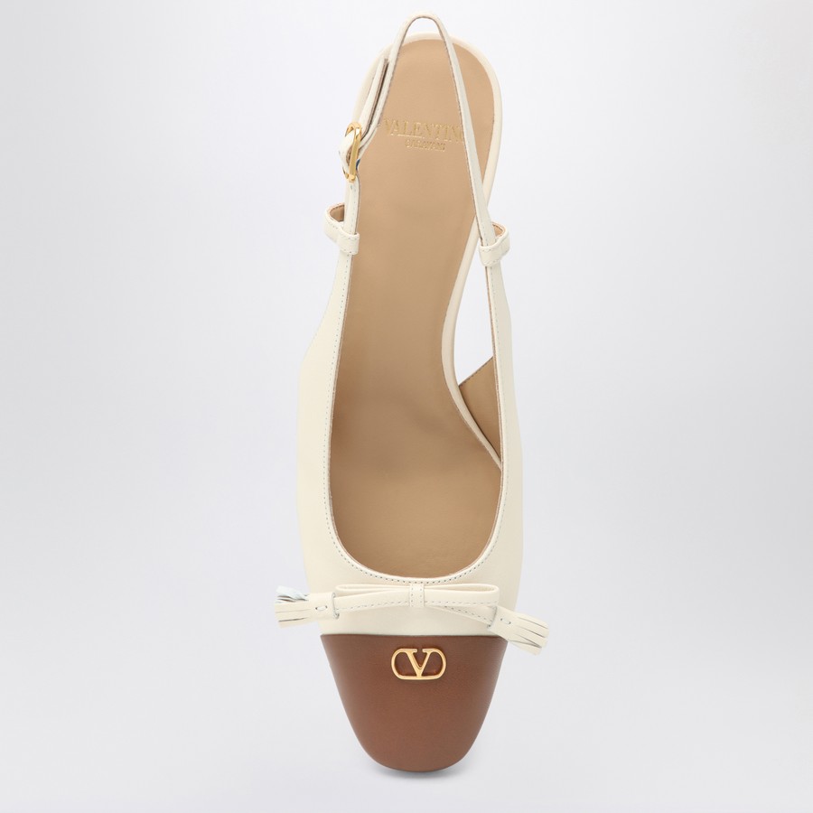 シューズ・サンダルその他 Valentino Garavani Slingback Valet Du Roi pumps in butter/to Valentino Garavani Slingback Valet Du Roi pumps in butter