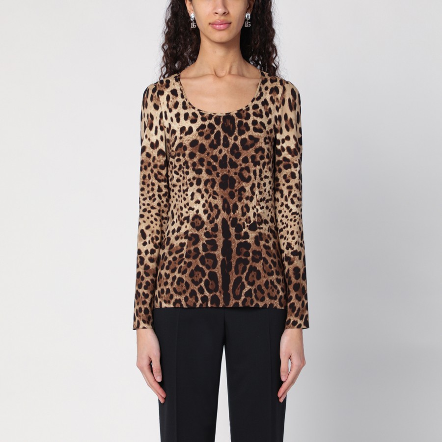 Tシャツ・カットソー DOLCE&GABBANA SILK BLEND LEOPARD PRINT T-SHIRT Dolce&Gabbana Silk blend leopard print T-shirt | TheDoubleF